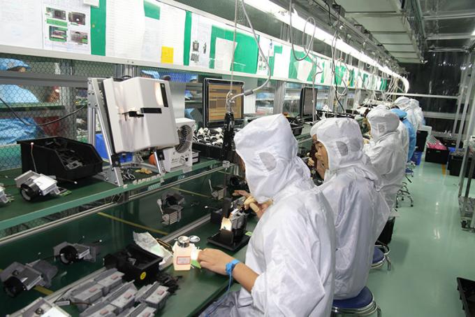 ফ্লাইন ২০২৫ পেশাদার ৩এলসিডি ৪ কে লেজার প্রজেক্টর ৭২০০ অ্যানসি লুমেনস আল্ট্রা এইচডি ৩৮৪০x২১৬০ উচ্চ উজ্জ্বলতা ব্যবসায়িক শিক্ষার জন্য বড় ভেন্যুস ভোজের হল স্টেজ 9